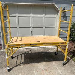 Werner 6ft. x 6 ft. x 2.5 ft. Steel Rolling Baker’s Style Scaffold 1000lb. Load Capacity, SRS-72