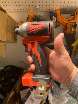 Milwaukee m18 impact driver
