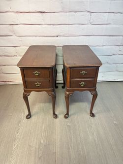 Vintage Antique Nightstands End Tables 2pc 