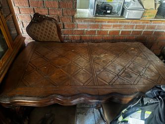 Dinning table solid wood