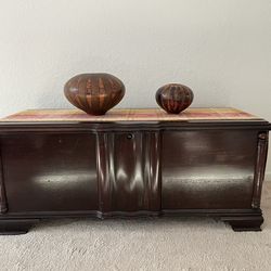 Bug-free Natural Wood Aroma Chest Trunk& Table