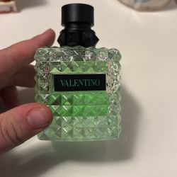 Valentino Cologne 