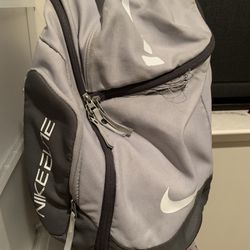Nike Elite Basketball Backpack Grey 