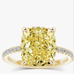 Woman's Ring 