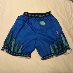 Pre owned Adidas Minnesota Timberwolves Shorts for Men