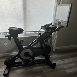 Nordic track Commercial Studio Cycle S22i