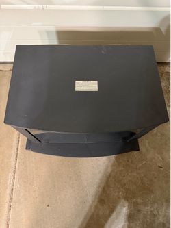 Hitachi SP-273B CRT TV Stand with Casters