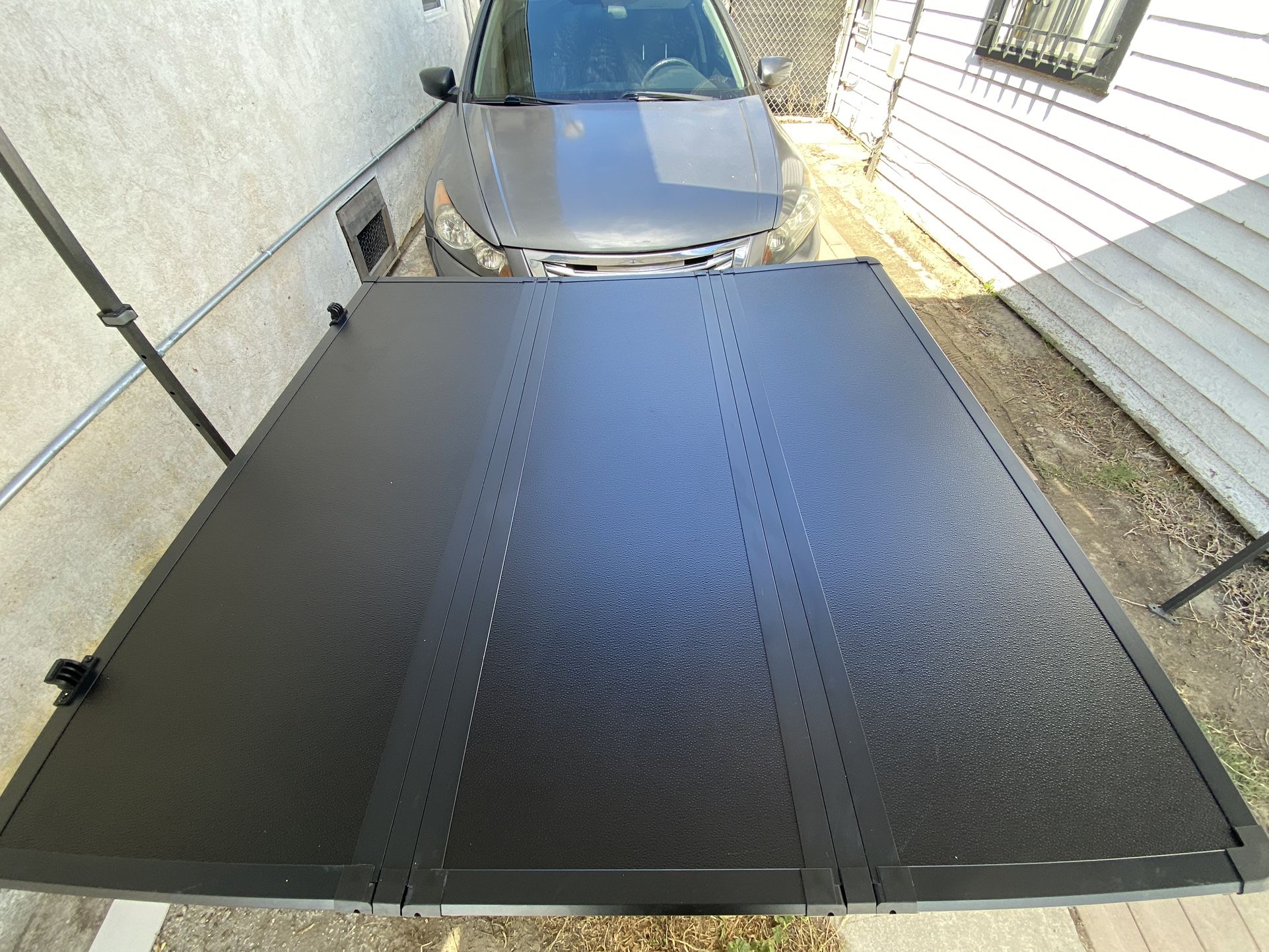 DAMAGED 5ft Cover Tacoma Gladiator GMC Canyon Colorado 