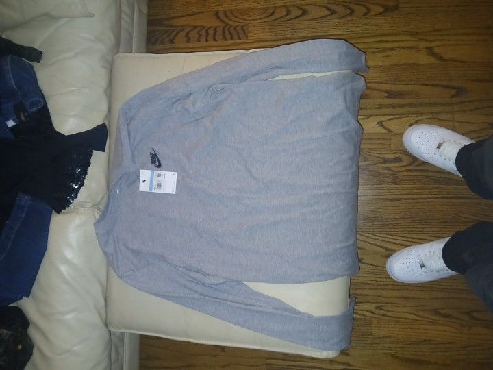 Nike Grey Long Sleeve 