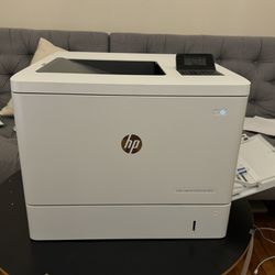 HP Color LaserJet Enterprise M553 Printer Page Count 3800