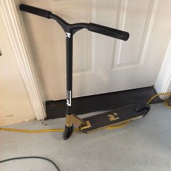 Root Industries Type R Scooter