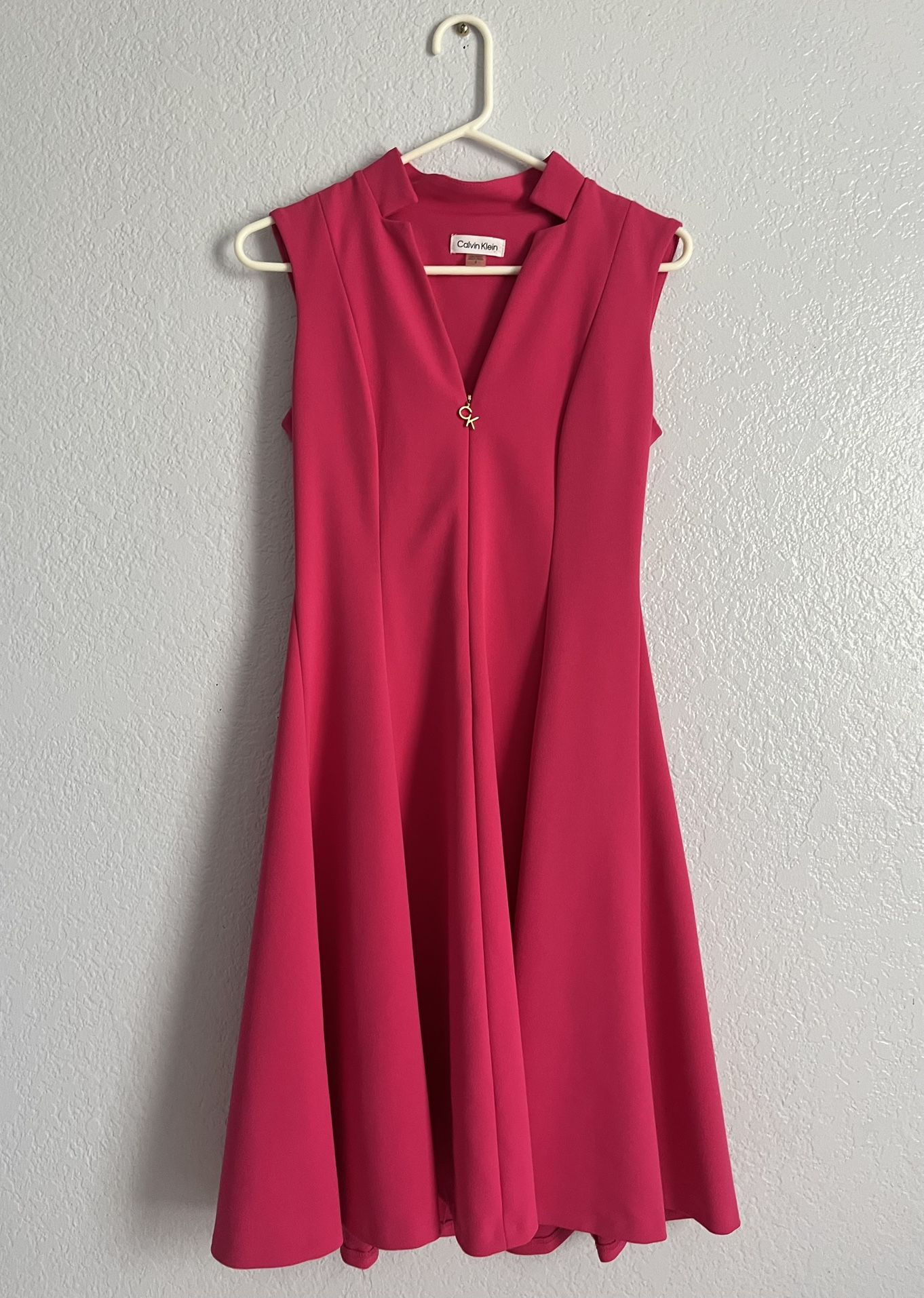 Calvin Klein Pink Sleeveless V-Neck Midi Dress : Size 2