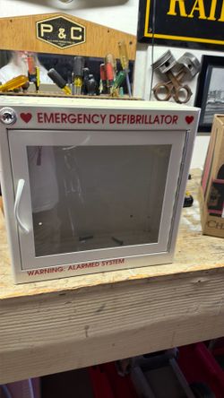 DEFIBRILLATOR CASE