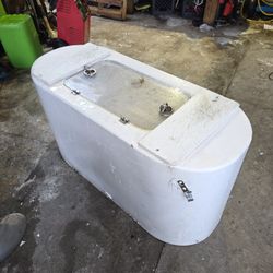Live Bait Well. With Storage Underneath