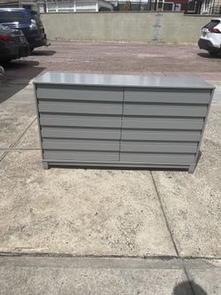 6 drawer gray dresser