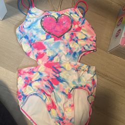 Bathing Suit Size 14 (Santa Clarita)