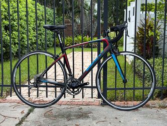 Giant Defy 2 Road Bike