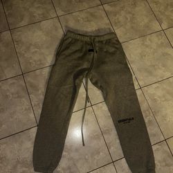 Essential Sweatpants