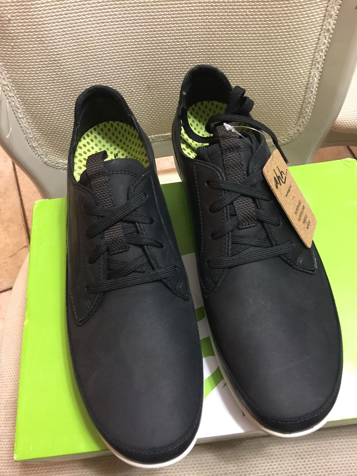 Superfeet Black Shoes