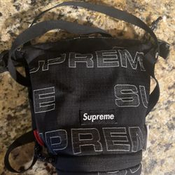 Supreme Neck Pouch Black Bag