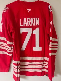 BNWT STITCHED DETROIT RED WINGS #71 LARKIN 100TH ANNIVERSARY CENTENNIAL JERSEY Size Men's XL! SHOOT ME AN OFFER!