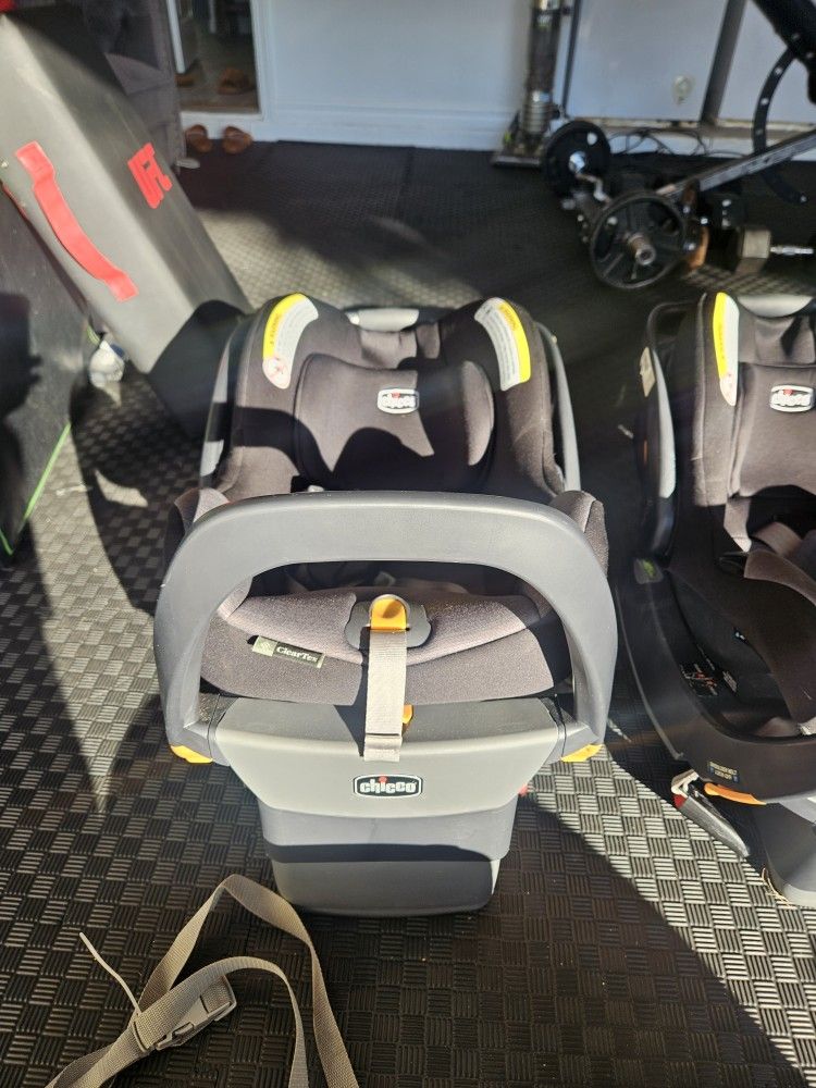 Premium Baby Gear Bundle – Chicco Car Seats + UPPAbaby VISTA V2 Stroller System + Rocker/Bouncer