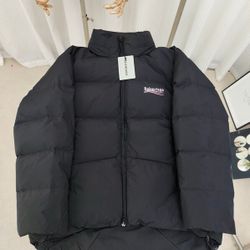 Balenciaga Men’s Black Coat 2025 New 