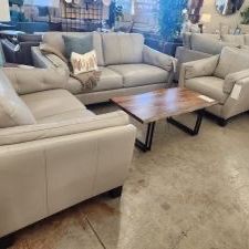 Cream Leather Midcentury Modern sofa set
