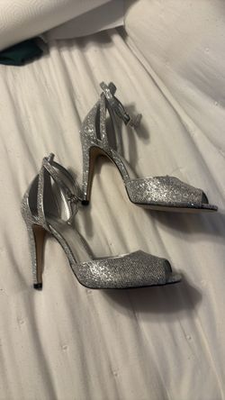 Michael kors silver heels size 7.5