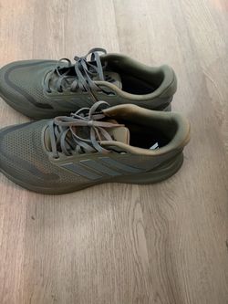 Adidas tennis shoes