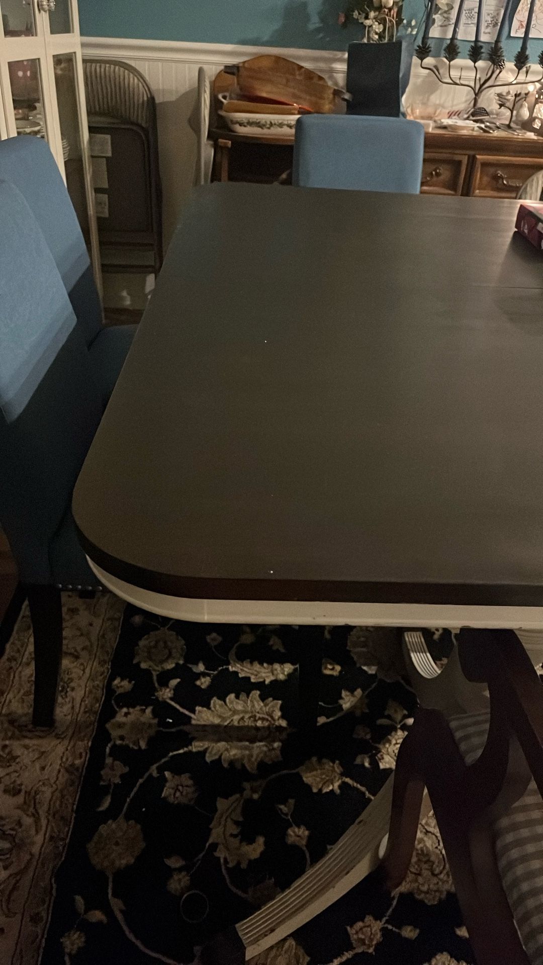 Dining Room Table W/3 Leavesa