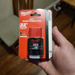Milwaukee M12 Cp 2.0 Battery New In Plastic