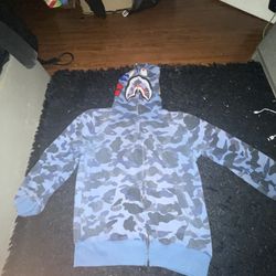BAPE HOODIE 100% authentic CHECK DESCRIPTION