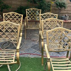 Outdoor aluminum chairs
