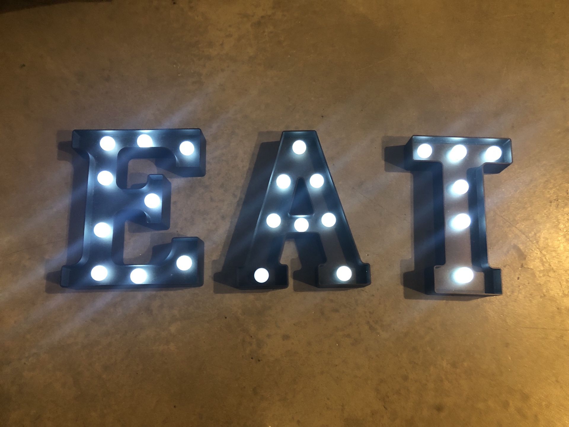 Light up kitchen sign/ home decor- EAT