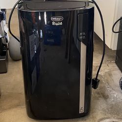 Delonghi Air Conditioner (free standing)