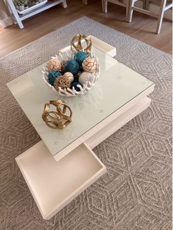 White Coffee table