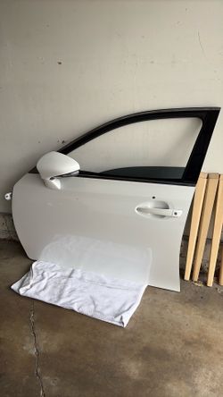 2013-2016 Lexus GS350 Driver Door