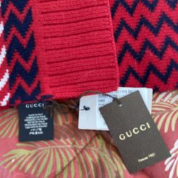 Bargain Price On New w/Tags Genuine GUCCI 100% Wool Muffler 
