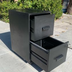 Rolling Metal File Cabinet With Lock And Key 