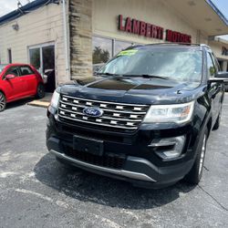 2017 Ford Explorer $1500  Down 