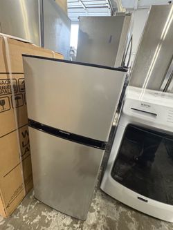 Frigidaire mini fridge
