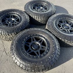 New 18” Method MR312 Off-road Wheels and 33” Falken Wildpeak AT4 Tires For 6x139 (6x5.5) Trucks