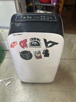 Air conditioner 12,000 BTU