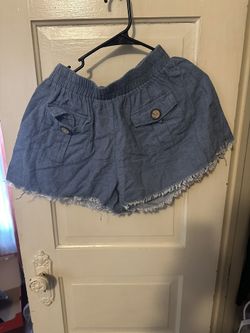 Women’s Denim Short