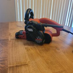 Belt Sander Black & Decker DS321