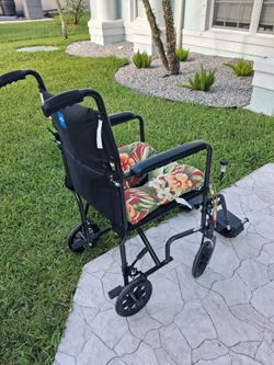 Transport chair