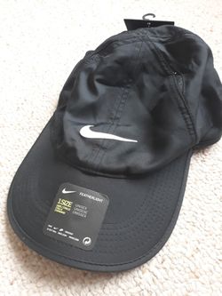 New Women's Nike Hat