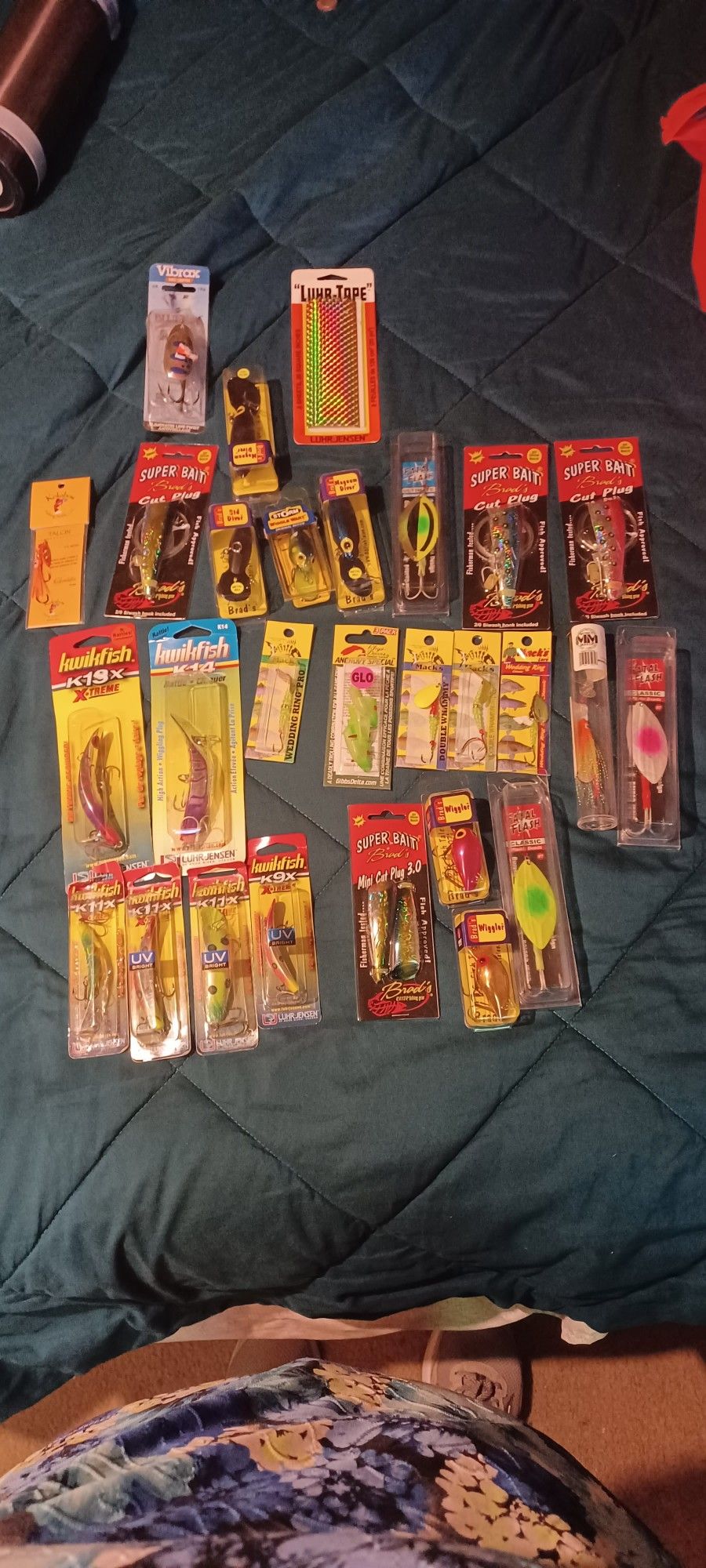 Fishing Stuff 28 Pieces