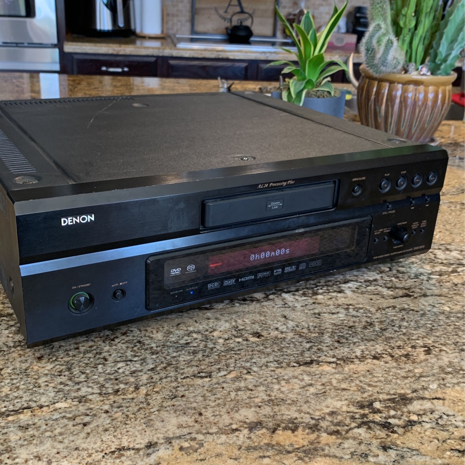 DENON DVD-3910 Super Audio CD DVD Player